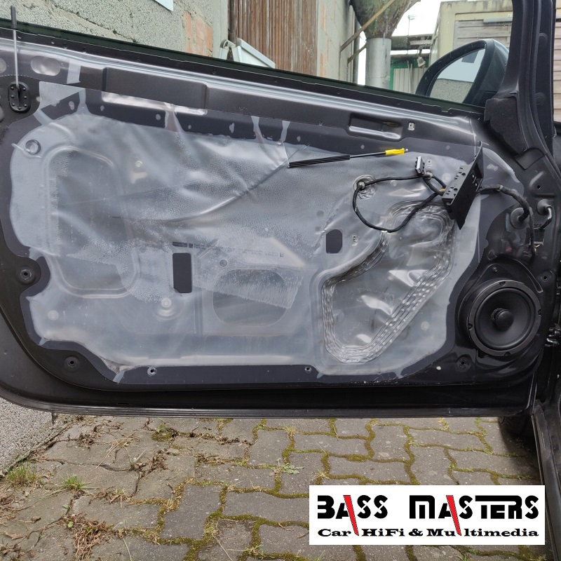 BASS MASTERS Soundsystem Opel Astra GTC